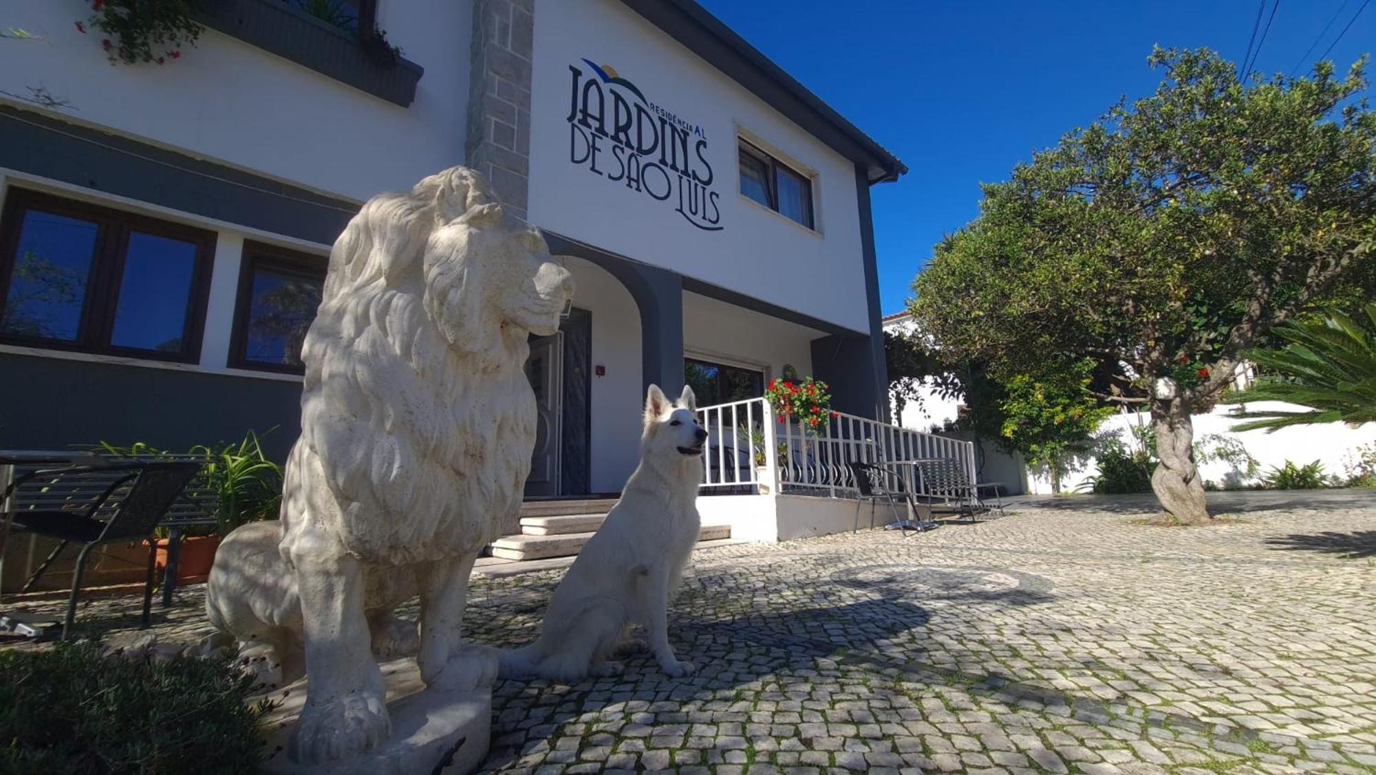 Hostel Jardins De Sao Luis セトゥーバル エクステリア 写真