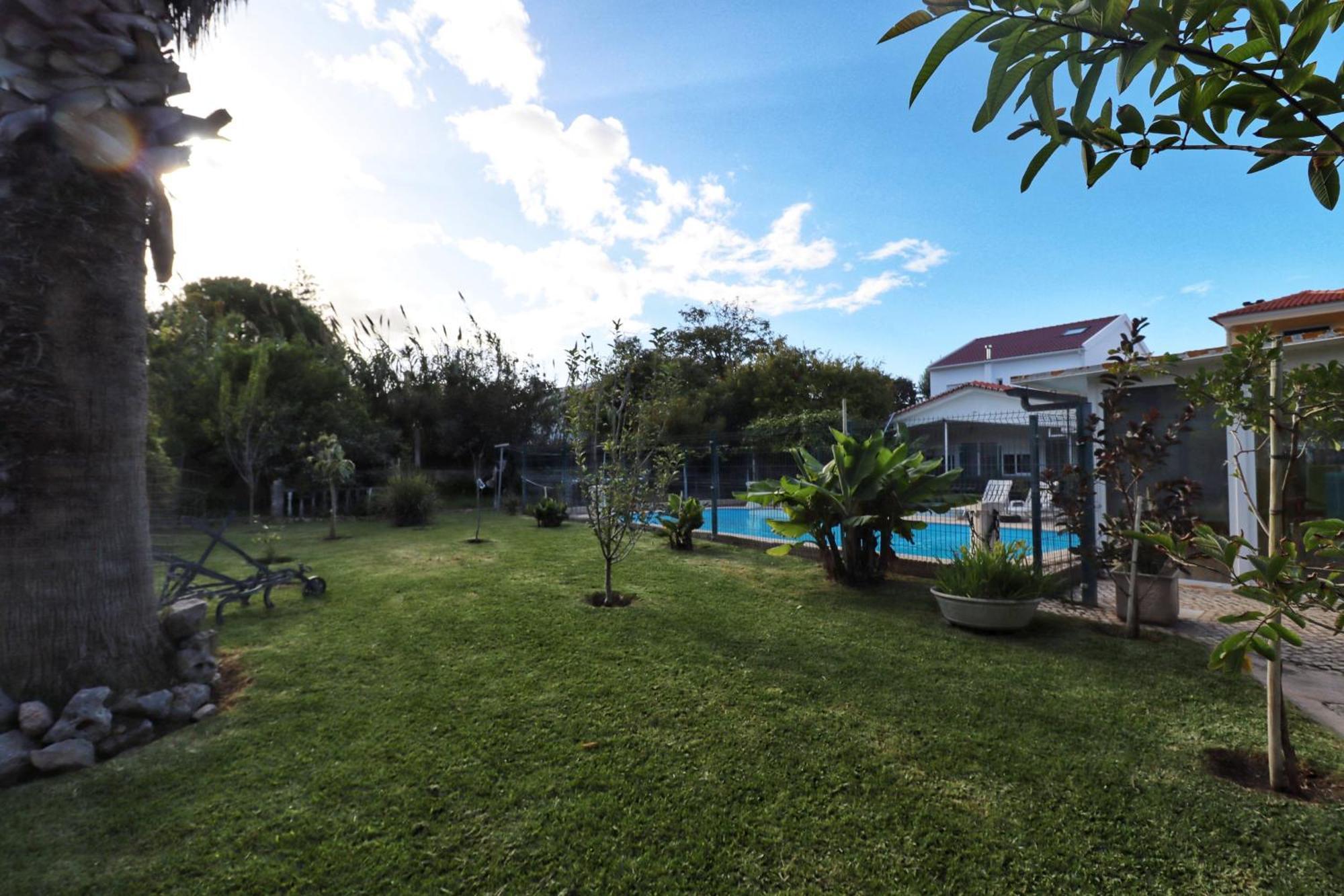 Hostel Jardins De Sao Luis セトゥーバル エクステリア 写真