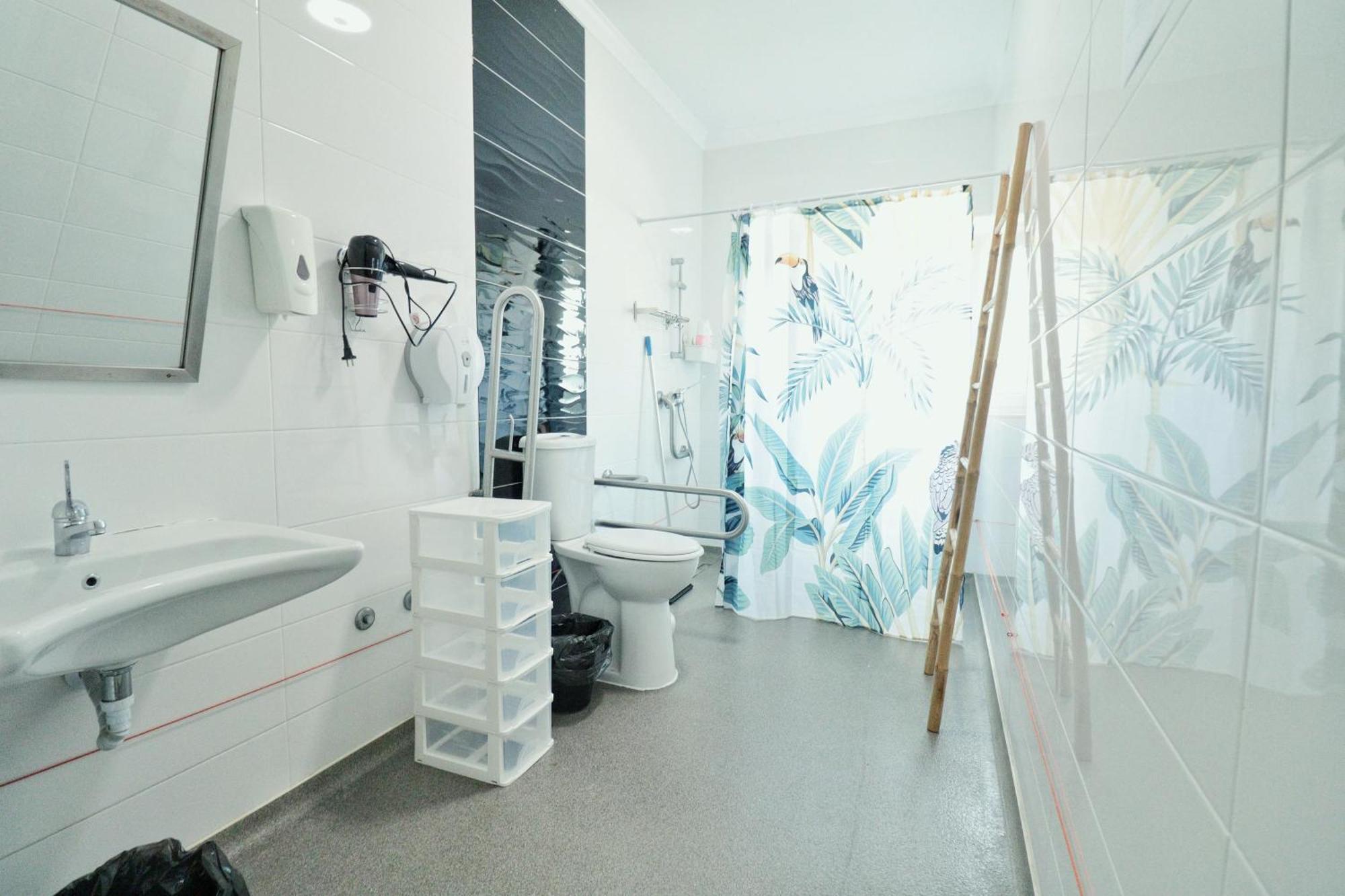 Hostel Jardins De Sao Luis セトゥーバル エクステリア 写真